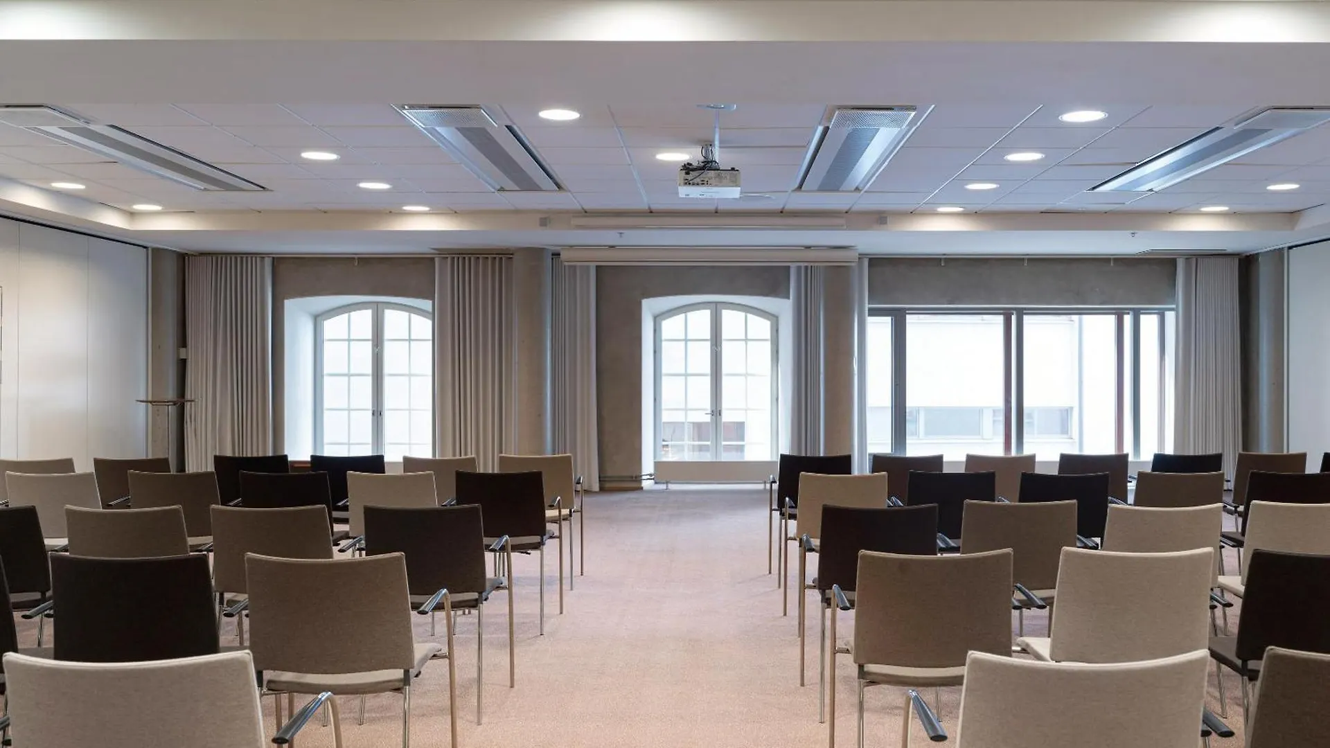 Elite Hotel Marina Tower, Spa & Resort Nacka 4*,